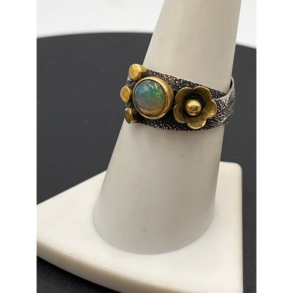 Artisan Pebbled Sterling Silver‎ and Brass 6mm Opal Cabochon Floral Ring Sz 9 - Picture 4 of 11
